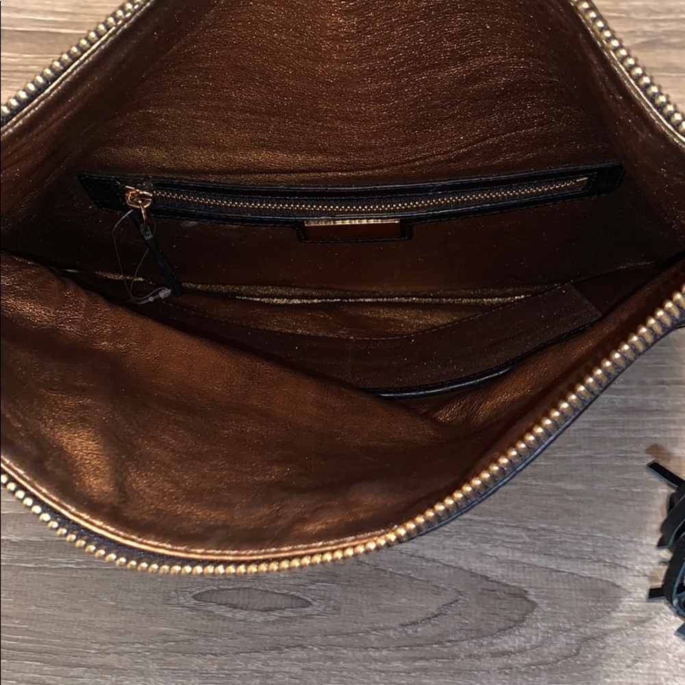 Micheal Kors Black Leather Clutch. - Picture 3 of 4